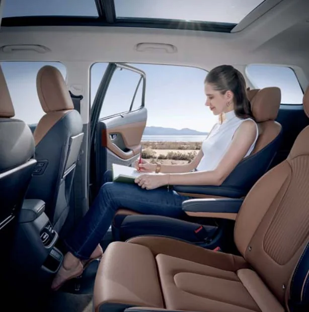 Flexible cargo space
